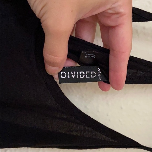 Black Razor Back Tank Top - Picture 2 of 3